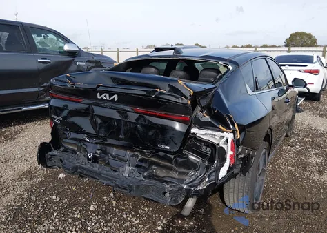 2025 Kia K4 Gt-Line z USA, uszkodzony, nr VIN 3KPFW4DEXSE128410